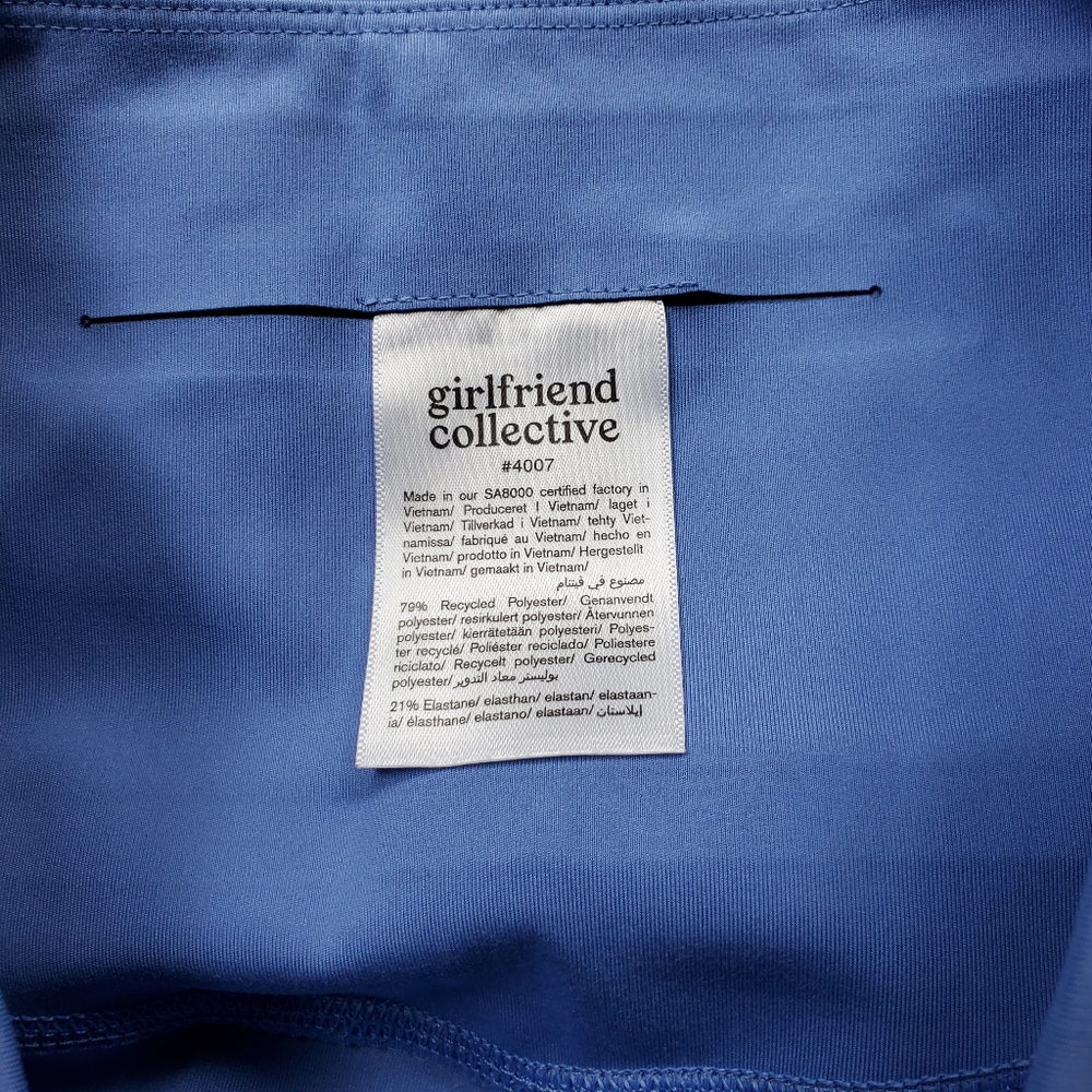 Girlfriend Collective Zephyr FLOAT Ultralight Legging - Picture 4 of 5